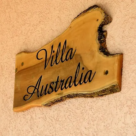Australia * プロチェ